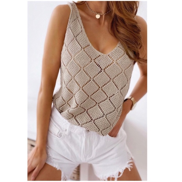 SOLD OUT! Camille’s Knit Top in Cream - Picture 2 of 4